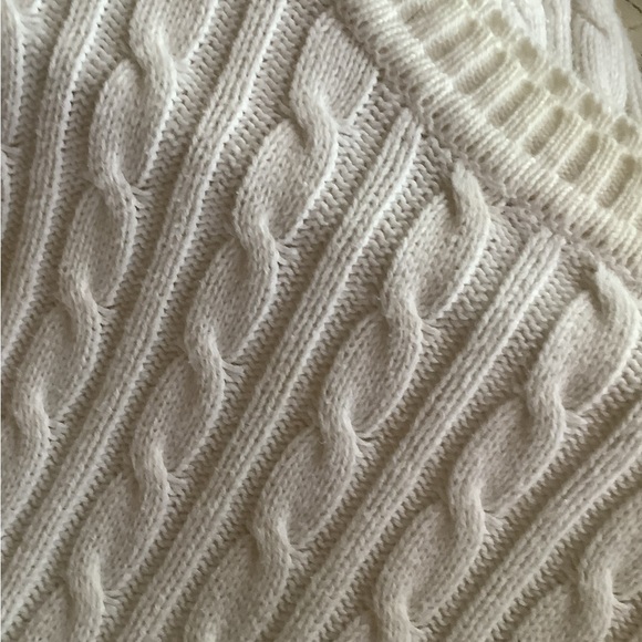Sweater ribbed white long sleeves size L  in great shape stretches .💕💕 - Picture 5 of 8